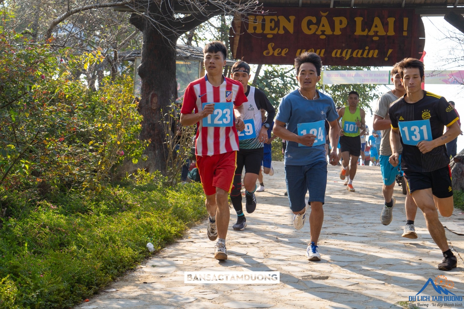 NHỮNG HÌNH ẢNH ẤN TƯỢNG TẠI GIẢI CHẠY TRUYỀN THỐNG PUTALENG MỞ RỘNG HUYỆN TAM ĐƯỜNG NĂM 2023